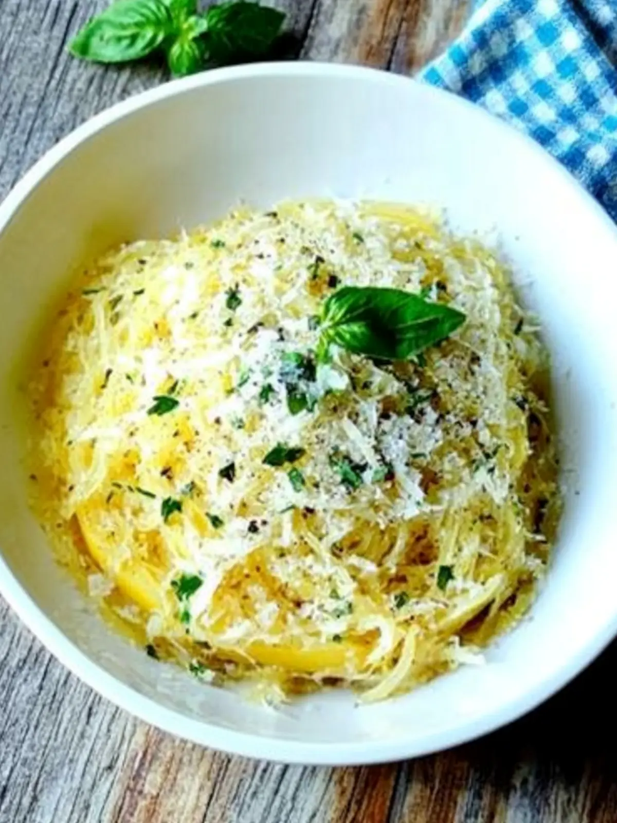 Roasted Spaghetti Squash With Garlic & Parmesan Magic 5 Roasted Spaghetti Squash With Garlic & Parmesan