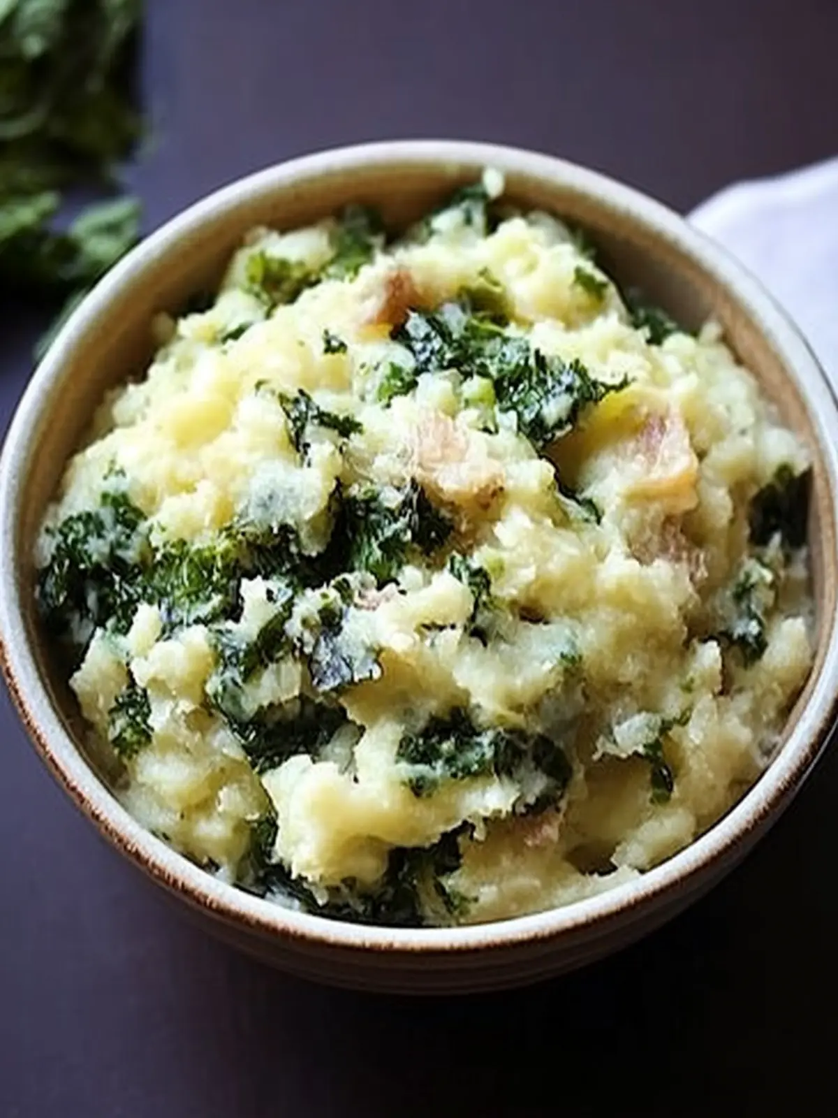 Creamy Colcannon: A Cozy Twist on Classic Mashed Potatoes 4 Colcannon